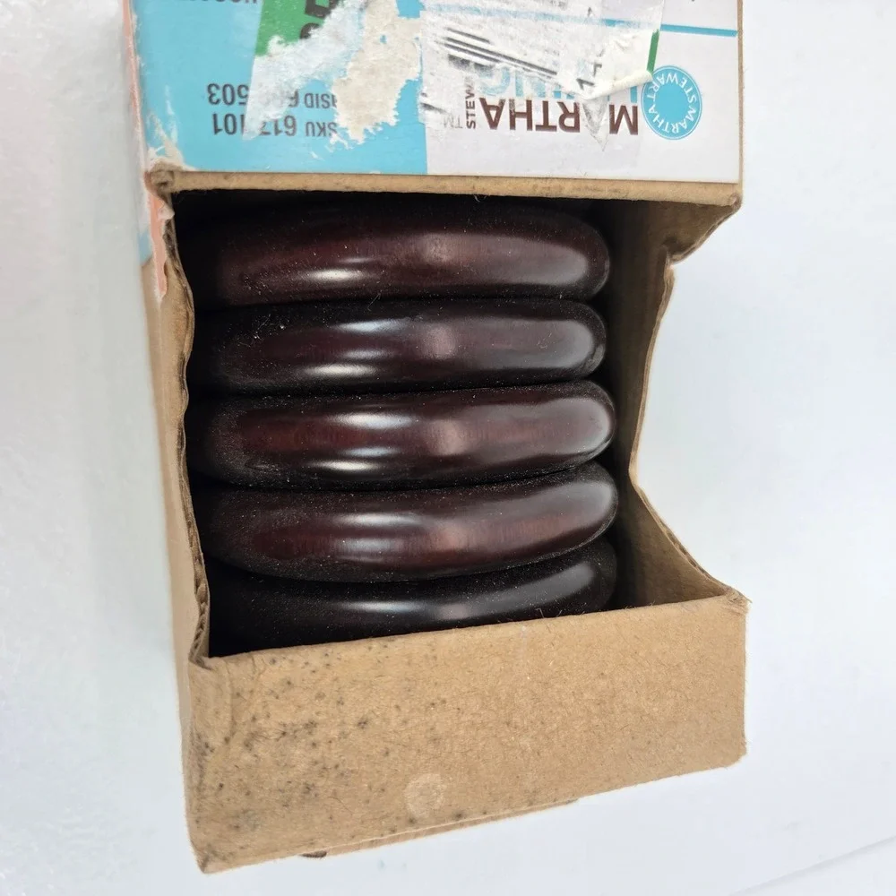 Martha Stewart Living 1-3/8 in Wood Clip Rings 7 Pieces Mahogany Dark Brown
